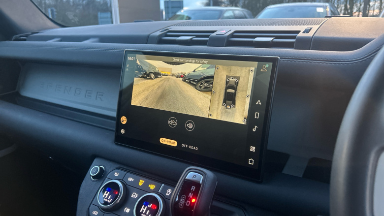 Land Rover Defender 3.0 D250 X-Dynamic HSE 110 5dr Auto Diesel Estate